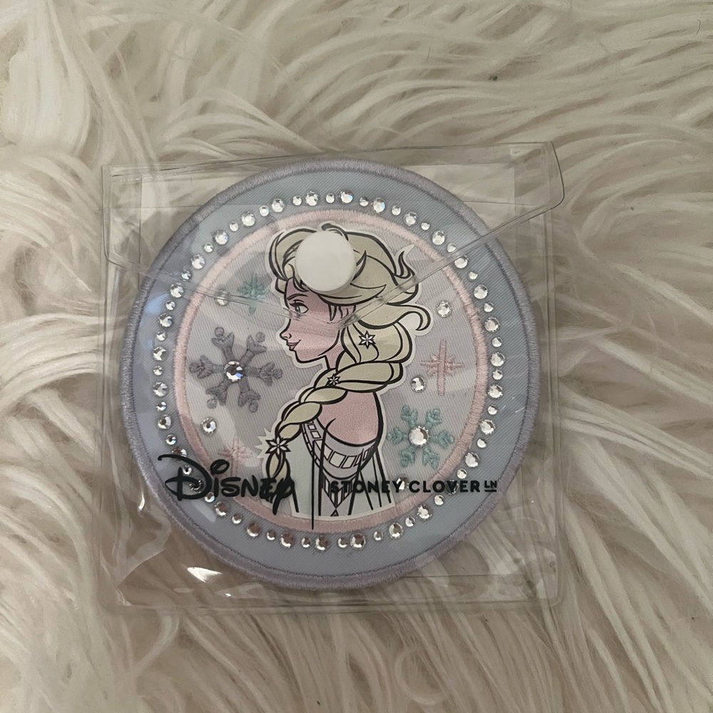 NIP STONEY CLOVER LANE FROZEN ELSA PATCH